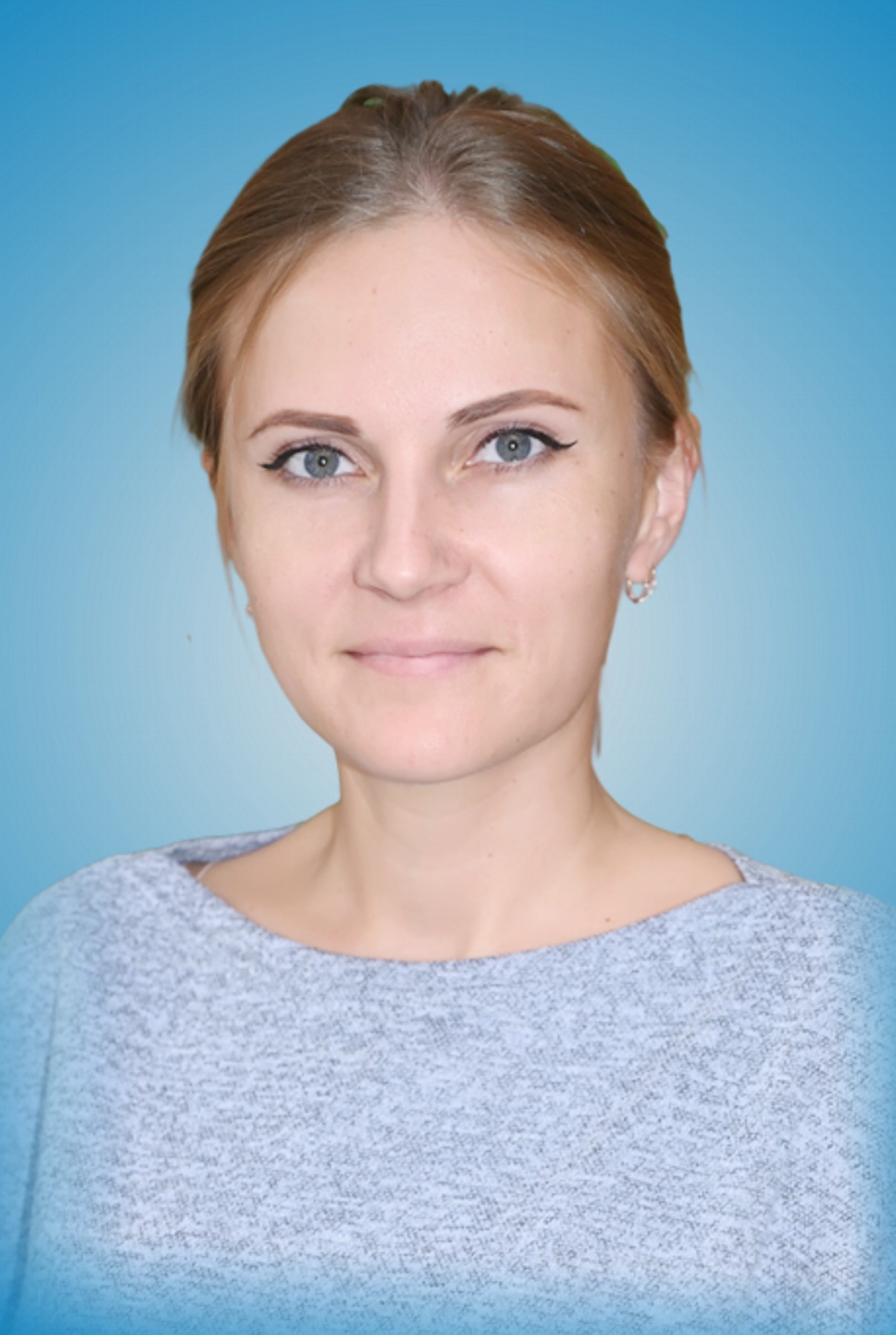 Устинова Анна Александровна.